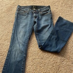 Lucky Brand Jeans Women’s size 2•26